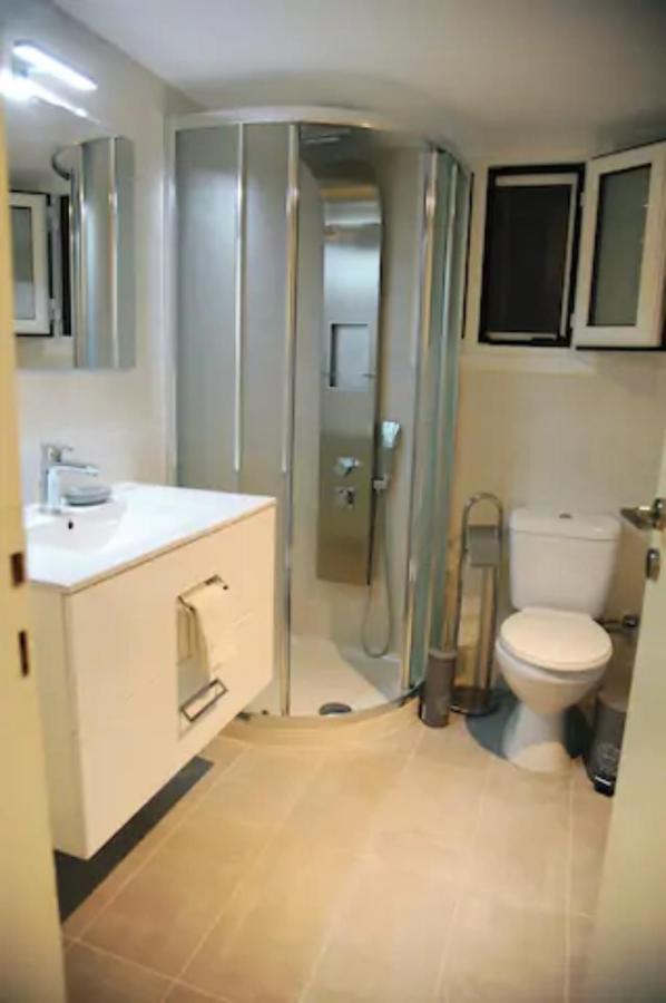 Freatida Apartment ピレウス エクステリア 写真